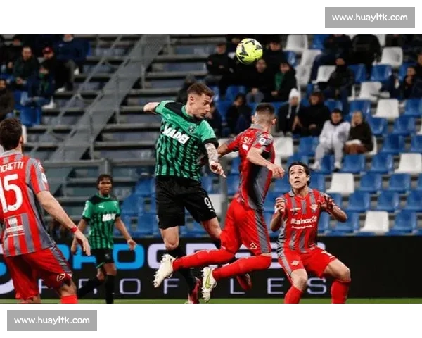 鹿斯巴达对阵海牙关键之战解析走势与胜负看点前瞻首发预测战术博弈